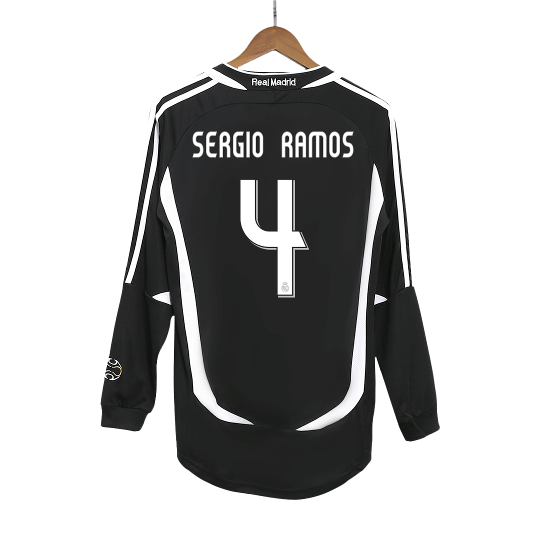 SERGIO RAMOS #4 Real Madrid Bortatröja 2006/07 Retro Tröja
 Svart