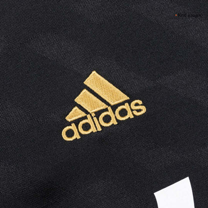 Real Madrid Bortatröja 2011/12 Retro Tröja
 Svart-7